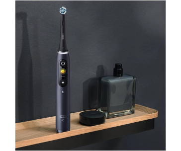 Oral-B iO Series 8 Black Onyx elektrický zubní kartáček, magnetický, 6 režimů, časovač, tlakový senzor, pouzdro, černý