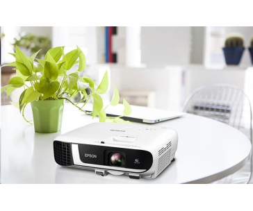 BAZAR - EPSON projektor EB-FH52,1920x1080,4000ANSI, 16000:1,VGA, HDMI, USB, WiFi - poškozený obal